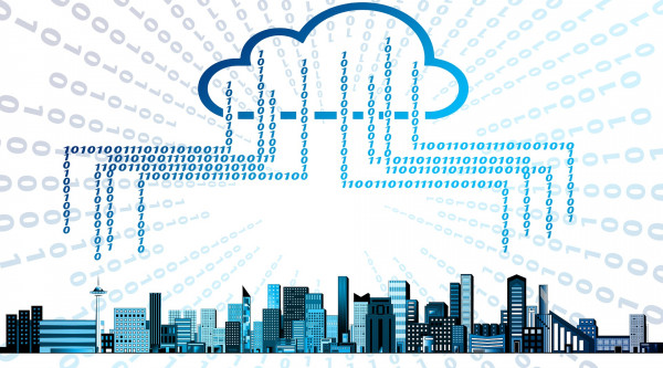 Digitale Grafik einer Wolke über einer Stadt, die die verschiedenen Häuser mit Code verbindet