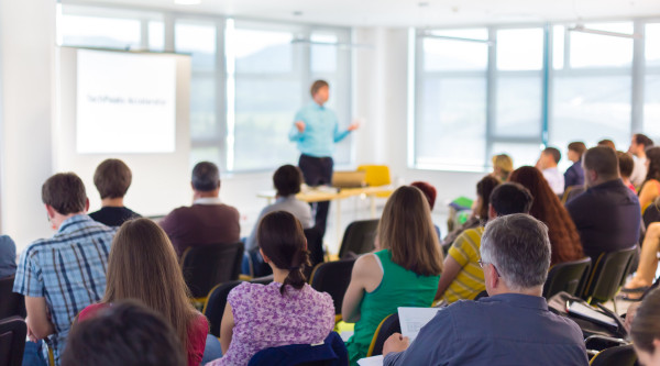 Fortbildung; Weiterbildung; Akademie; Seminar