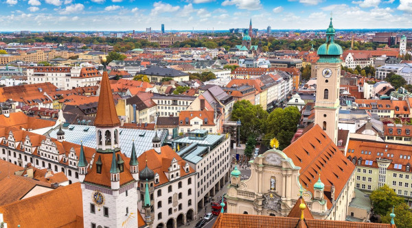 Stadtansicht von oben auf München