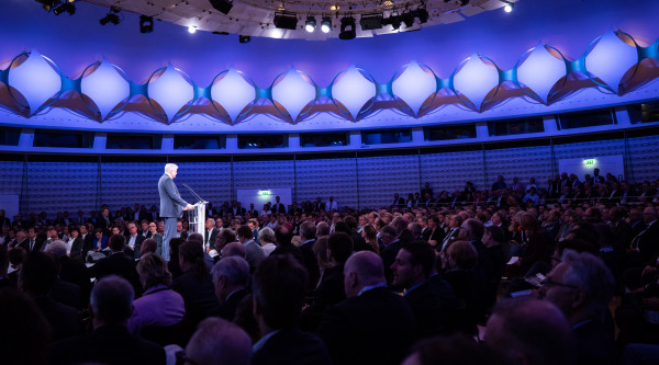 7. Zukunftskongress Staat & Verwaltung; Horst Seehofer im Plenum