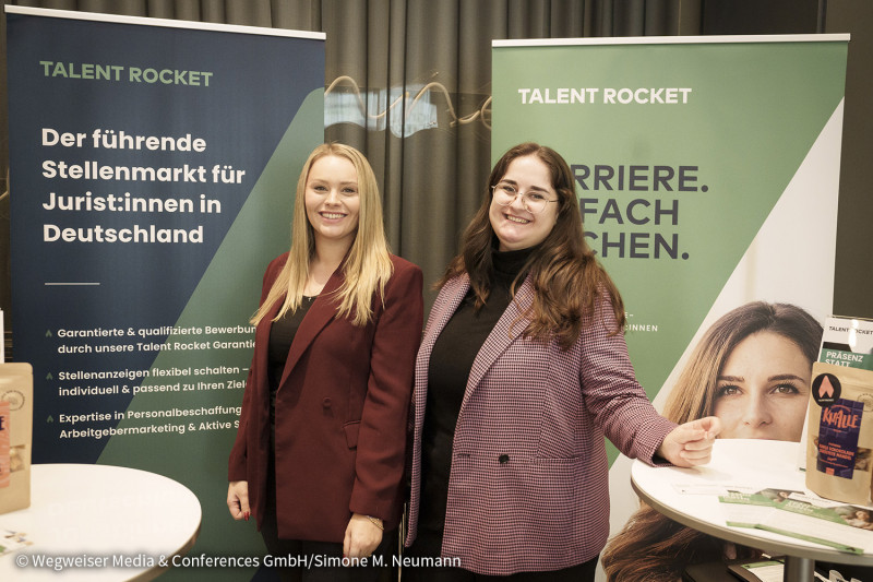 Talent Rocket Stand 4. DJS