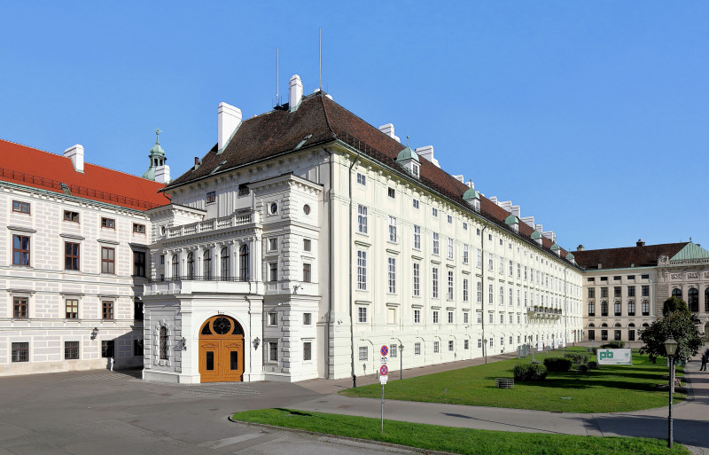 Sitz des österreichischen Bundespräsidenten: die Präsidentschaftskanzlei im Leopoldinischen Trakt der Hofburg in Wien; Wahl; Briefwahl; e-Voting