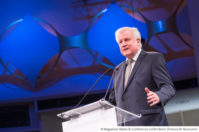 Bundesinnenminister Horst Seehofer eröffnet des Zukunftskongress 2019